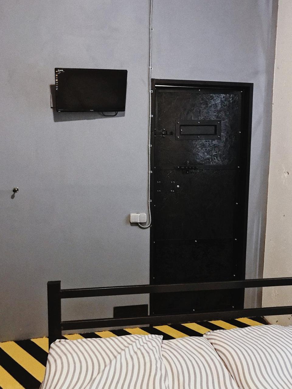 Hostel Alcatraz Kyjev Exteriér fotografie