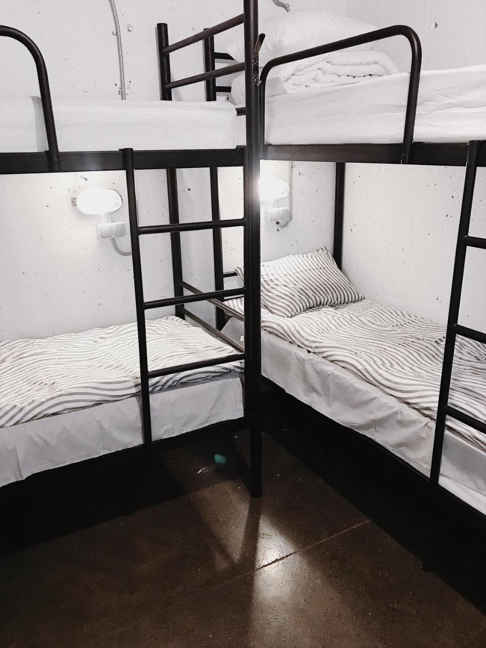 Hostel Alcatraz Kyjev Exteriér fotografie